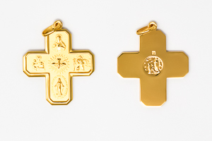Cross & Crucifix Pendants 